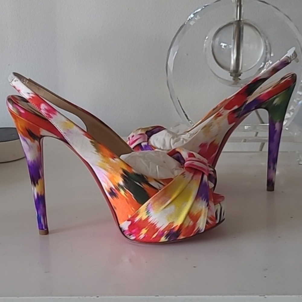 CHRISTIAN LOUBOUTIN Sandals - Picture 2 of 16